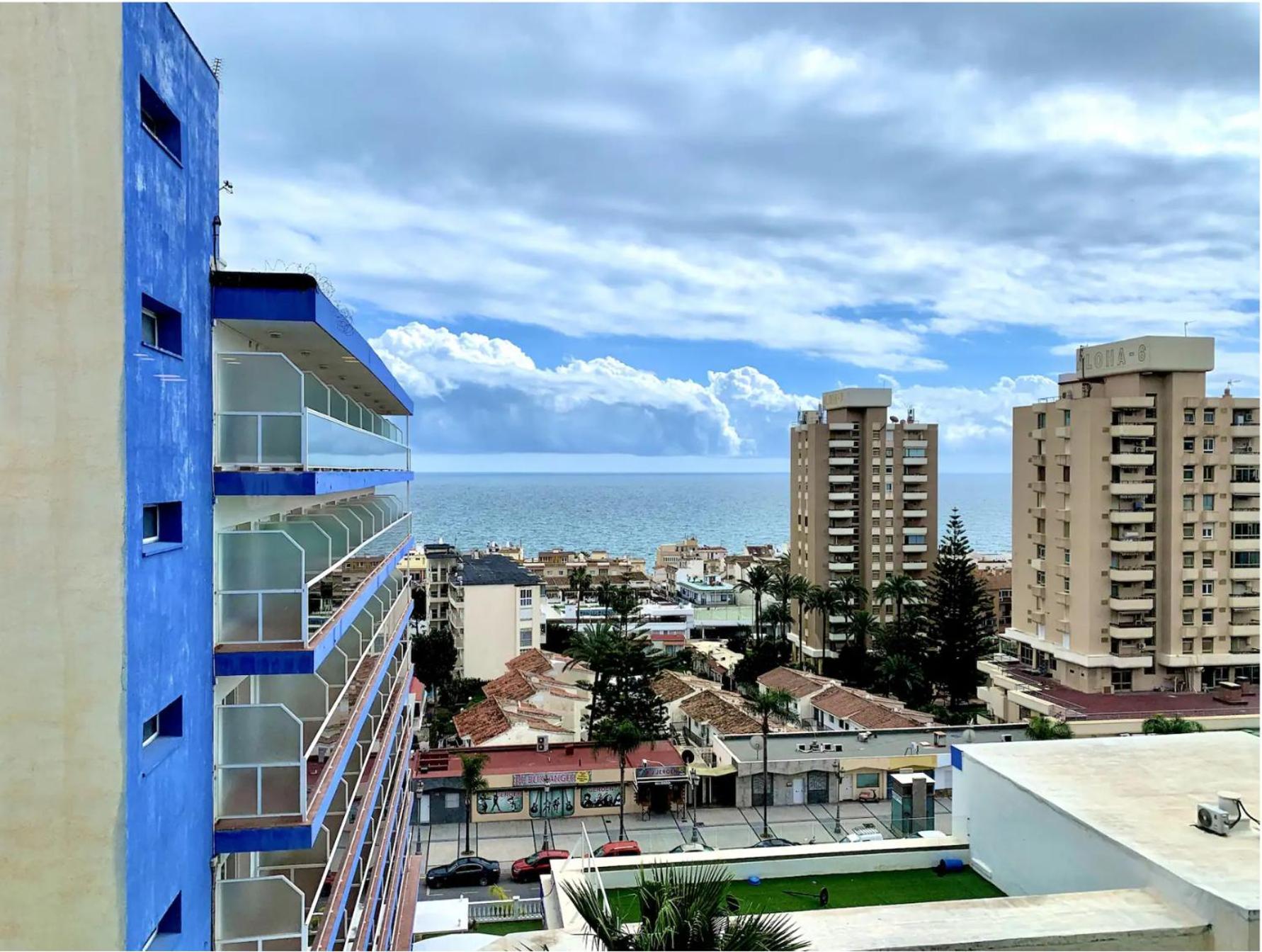Inviting Studio With Sea View 托雷莫利诺斯 外观 照片